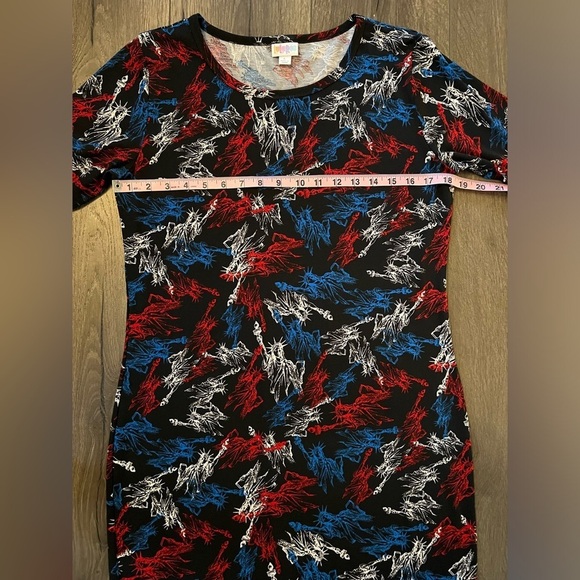 LuLaRoe Patriotic Julia Dress Size Large - Picture 6 of 9